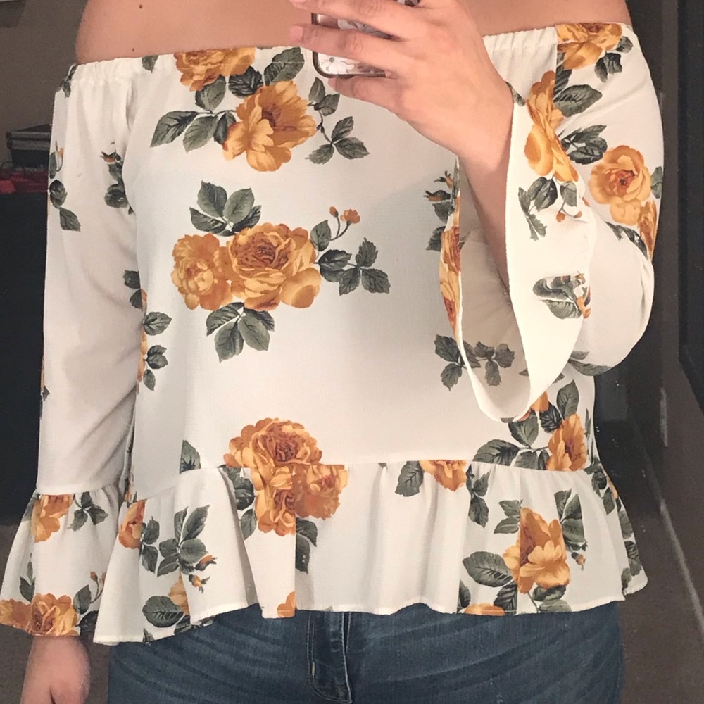 Off the Shoulder Floral Blouse